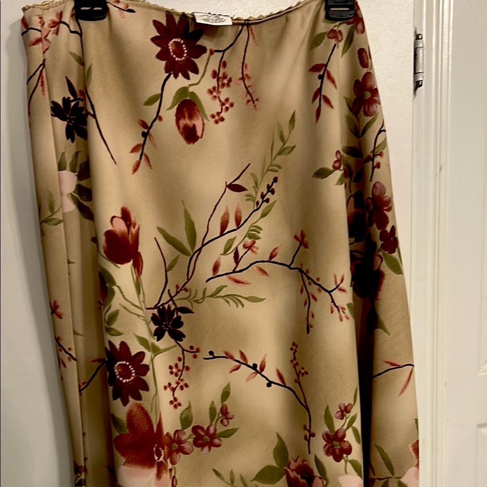 Muse Floral Skirt in Cream and Brown